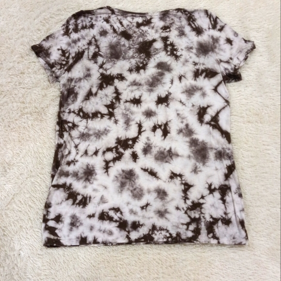 Women's stonewash t-shirt. - Picture 3 of 7